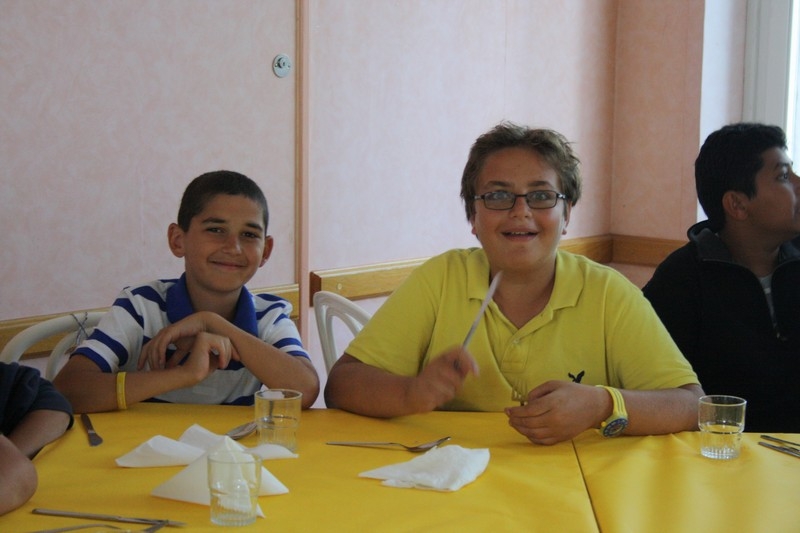 Village Camps International Summer Camp Leysin, Switzerland 2025-08-09 https://www.villagecamps.com/journals_admin/images/687-21-prommm (87).jpg